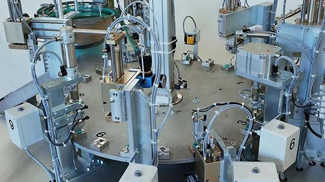 櫻田鑫凸輪分割器在電光源設(shè)備行業(yè)的應(yīng)用